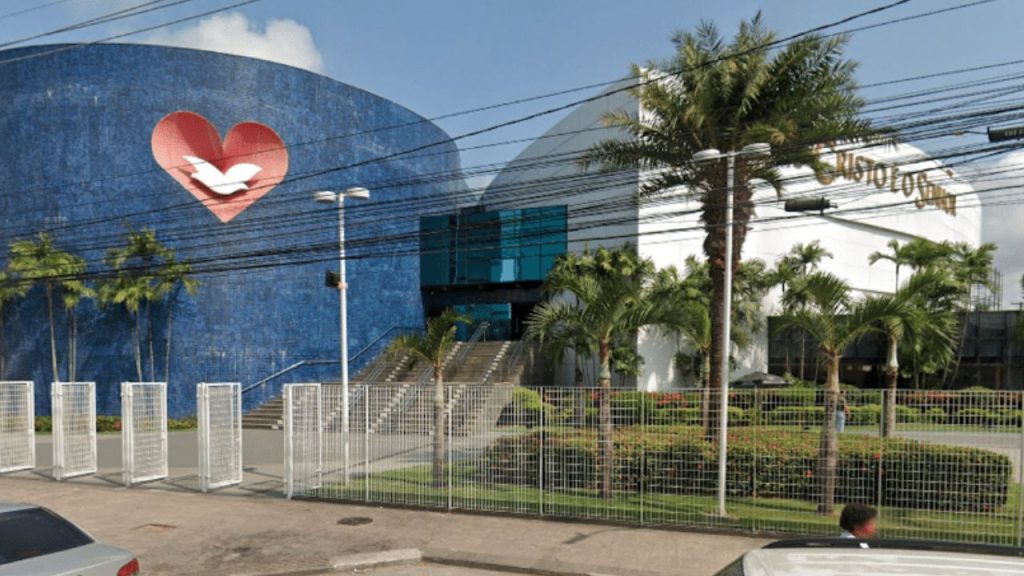 Igreja Universal é condenada a pagar R$ 30 mil a padeiro que vendeu empresa para doar dinheiro