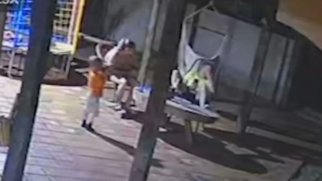 Pai responderá por h0micídi0 culposo após filho de 2 anos pegar a sua arma e matar a mãe