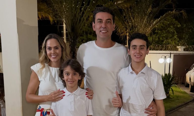 Que 2026 venha cheio de bênçãos, esperança renovada, saúde, amor e muitas vitórias