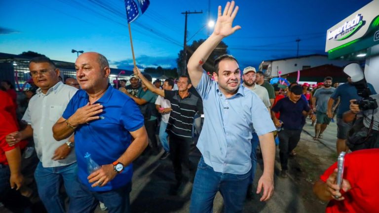 Em Novo Airão, Roberto Cidade anuncia aumento do Auxílio Estadual para R$ 250 já a partir de 2027
