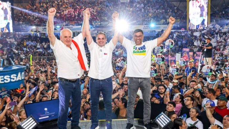 Cidade lança candidatura com Arena lotada e recado à oposição: “Vou responder com trabalho”